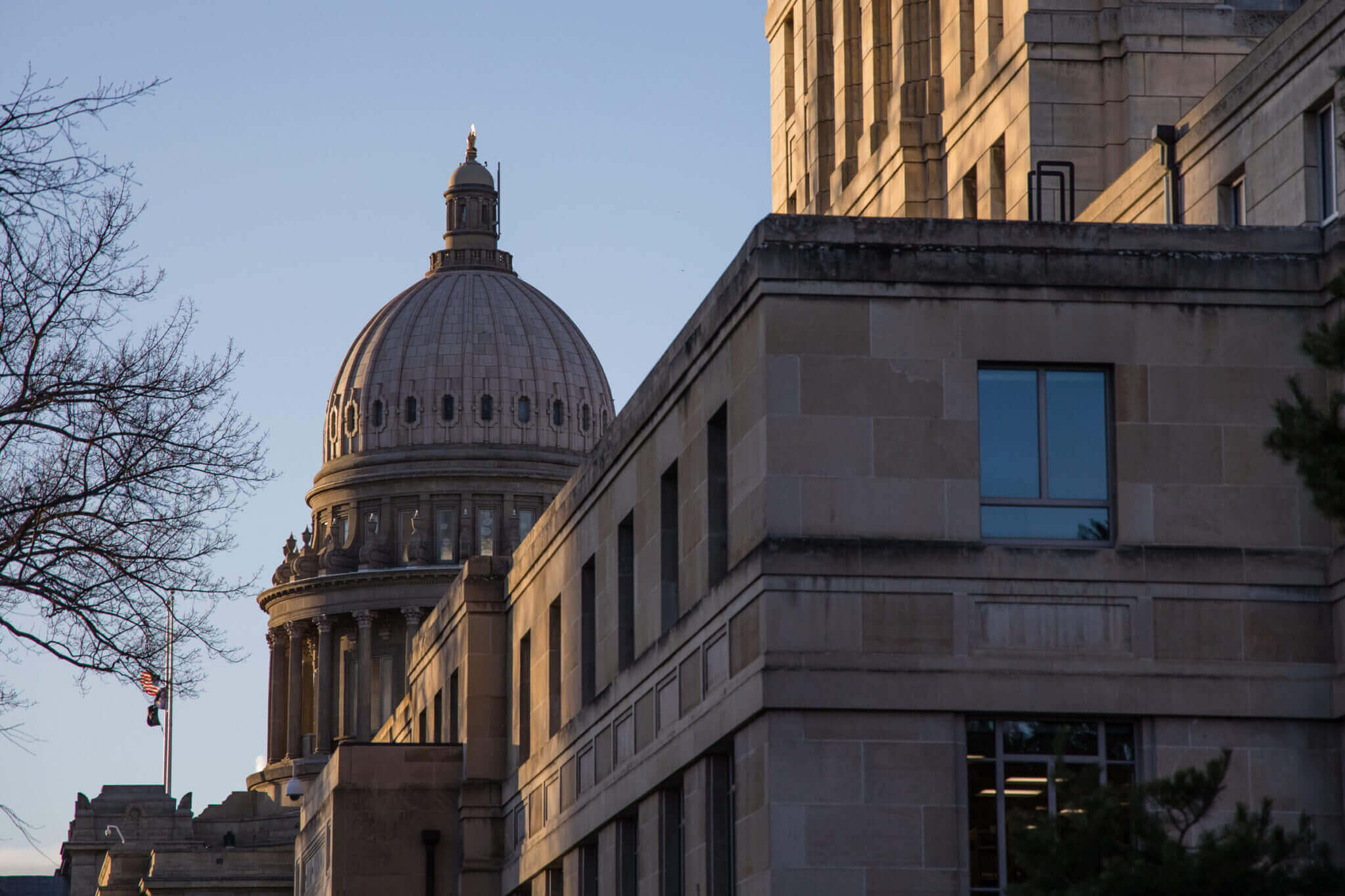 Idaho House Passes HB 621 to Allow Concealed Carry in Courthouse Administrative Areas, Fails in Senate Before Adjournment